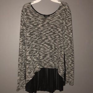long sleeve light weight sweater top